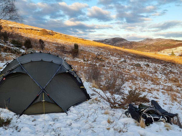 NORTENT_Vern_2_Person_4_Season_Backpacking_Tent_in_Snowy_landscape_2_600x600.jpg